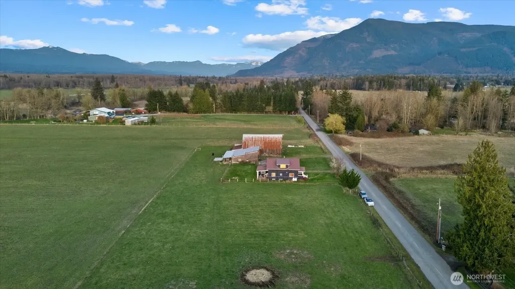 30731 Walberg Road Sedro Woolley WA 98284