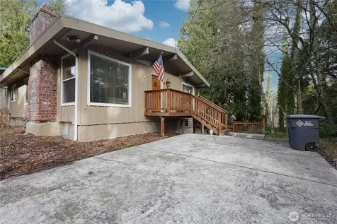 11109 144th Street E Puyallup WA 98374