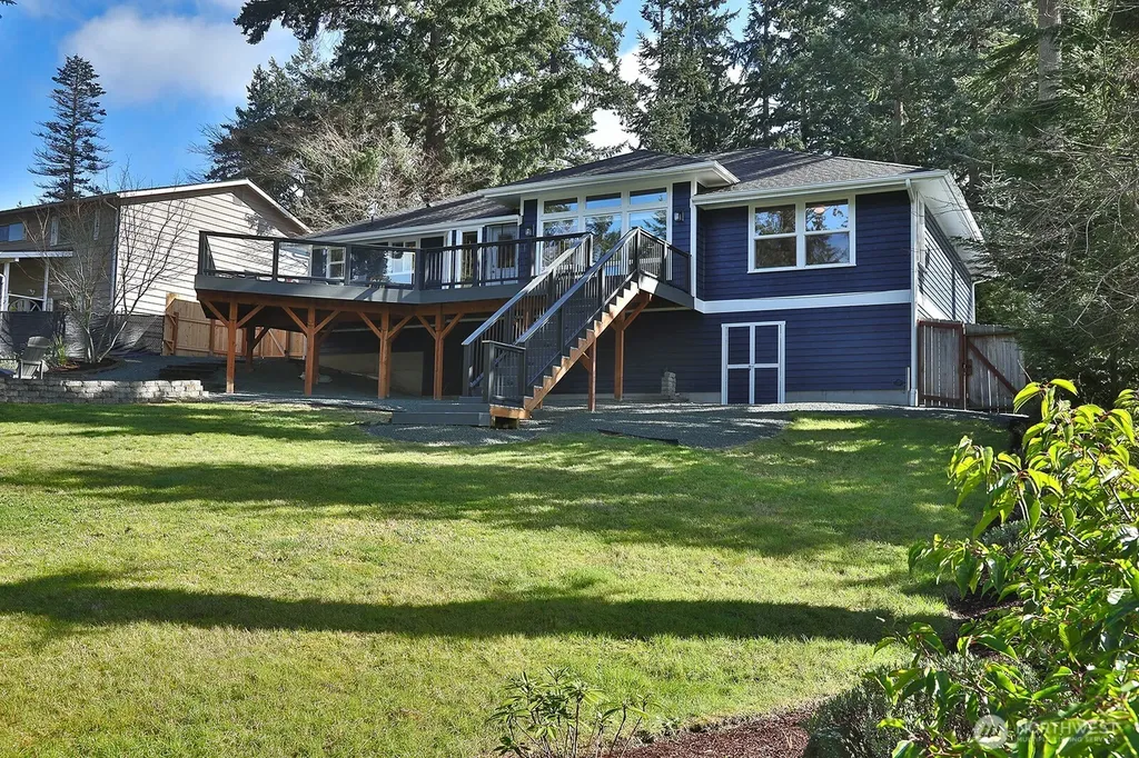 5938 Sundown Lane Freeland WA 98249