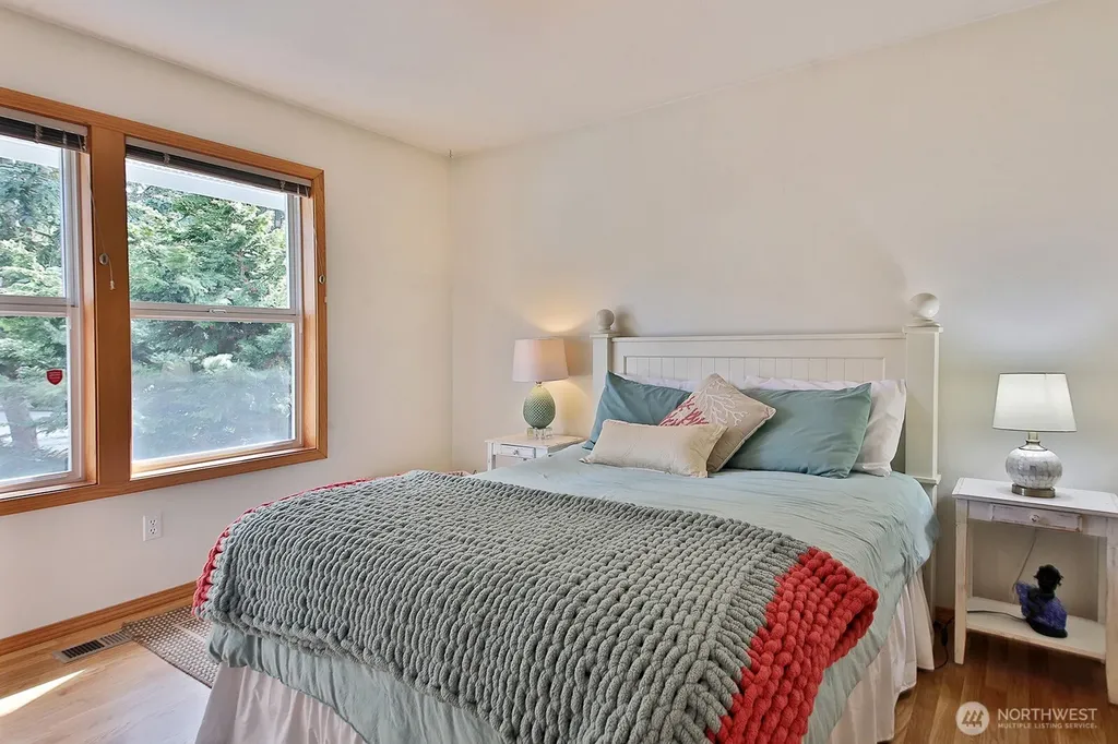 5938 Sundown Lane Freeland WA 98249