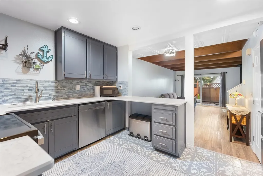 7650 Birch Bay Drive Blaine WA 98230
