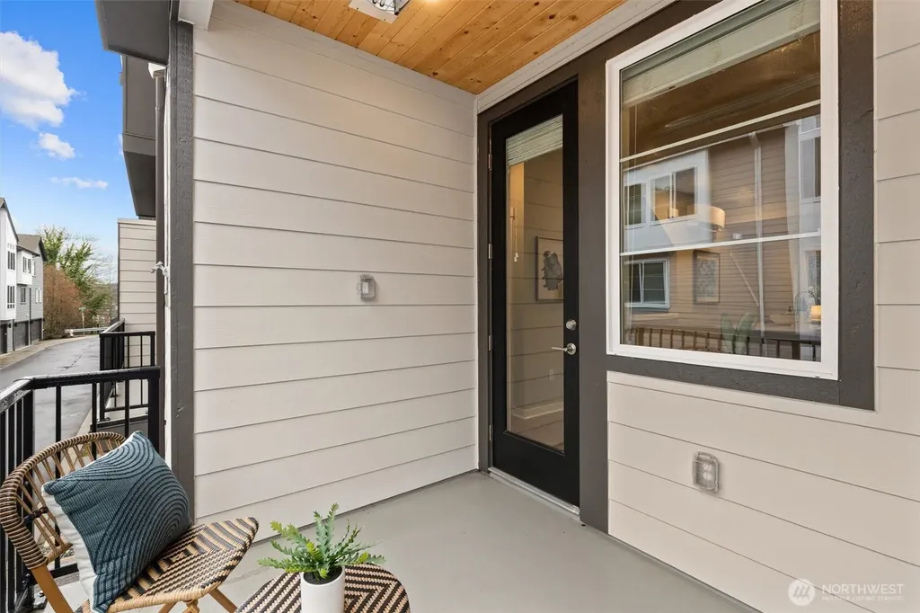 18875 67th Drive NE Kenmore WA 98028