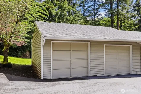 9009 Avondale Road NE Redmond WA 98052