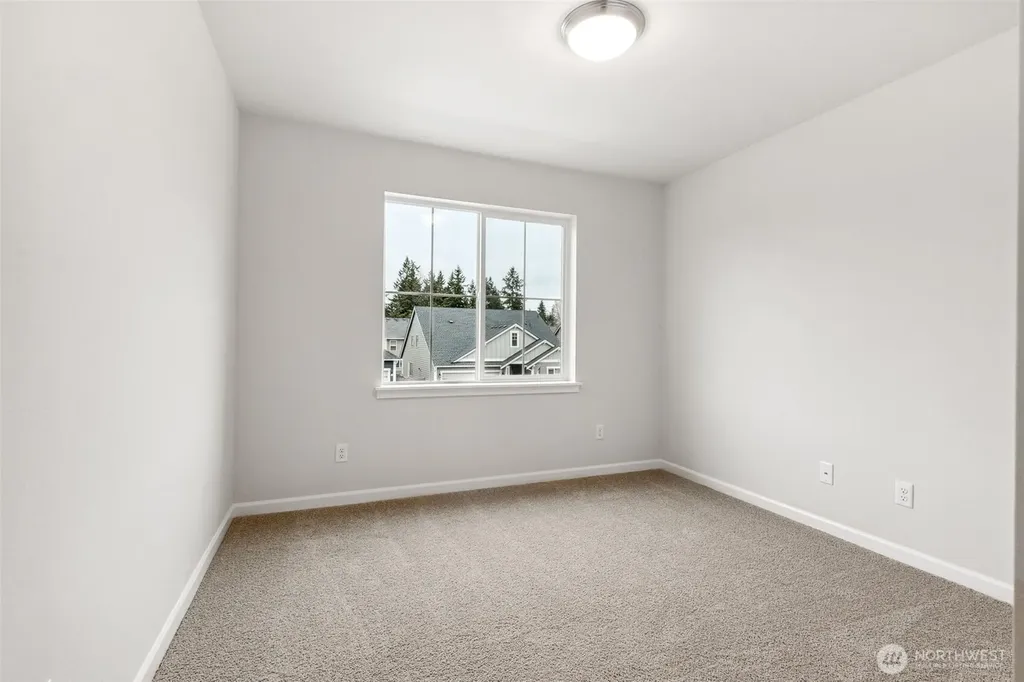 27106 30th Place S Kent WA 98032
