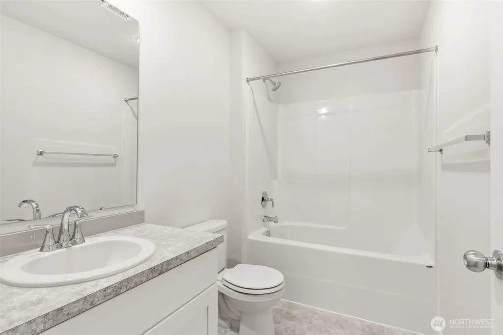 27106 30th Place S Kent WA 98032