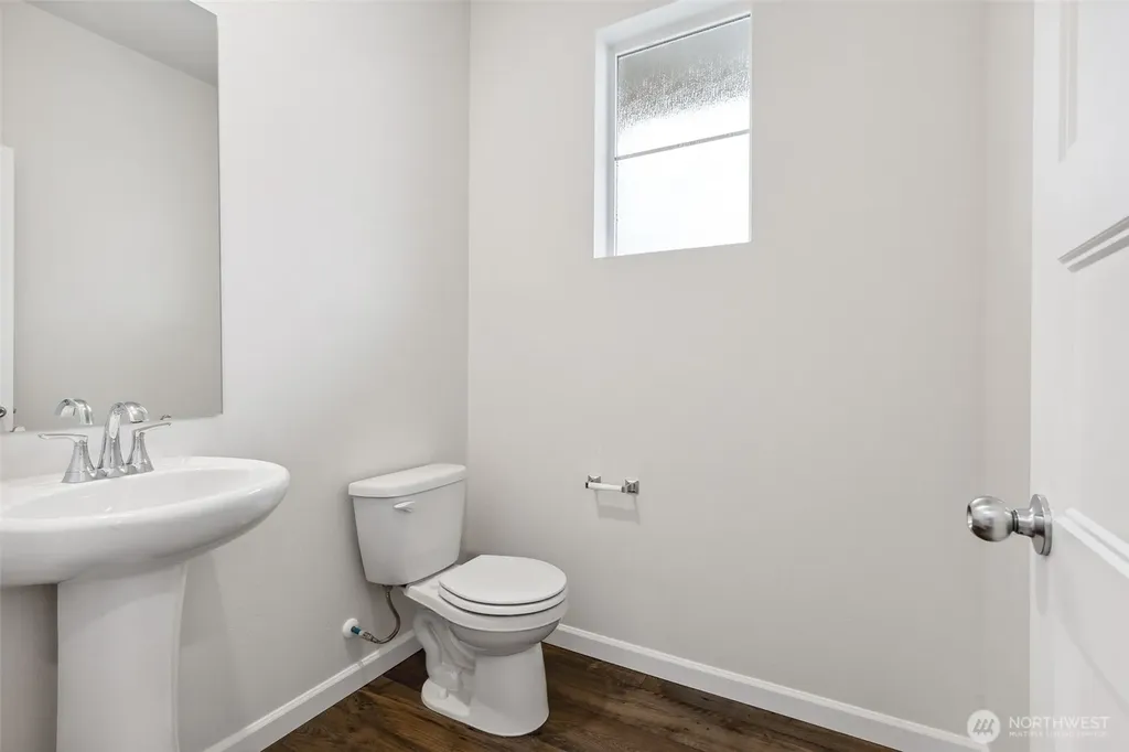 27106 30th Place S Kent WA 98032