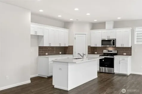 27106 30th Place S Kent WA 98032