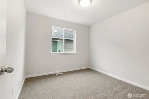 27106 30th Place S Kent WA 98032