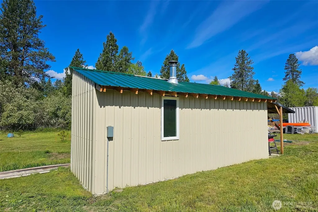 3321 Hwy 25 N Northport WA 99157