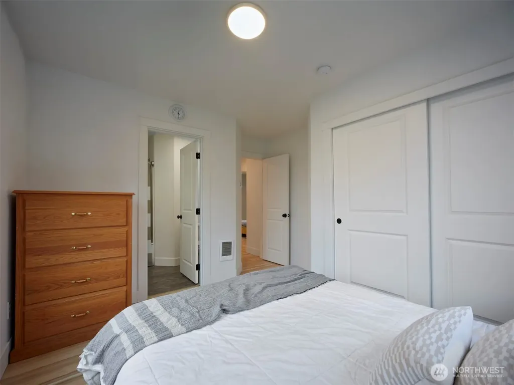 1015 Peach Road Winlock WA 98596