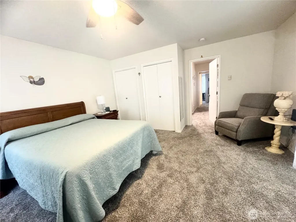 450 E Parkway Boulevard Shelton WA 98584