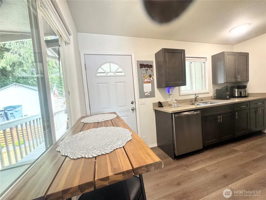 450 E Parkway Boulevard Shelton WA 98584