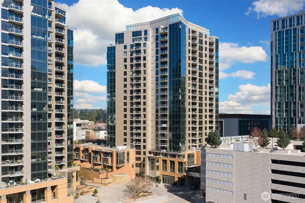 10650 NE 9th Place Bellevue WA 98004
