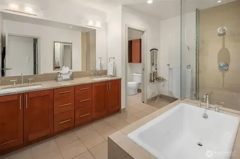 10650 NE 9th Place Bellevue WA 98004