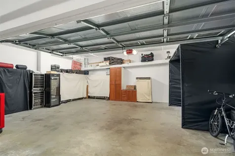 10650 NE 9th Place Bellevue WA 98004