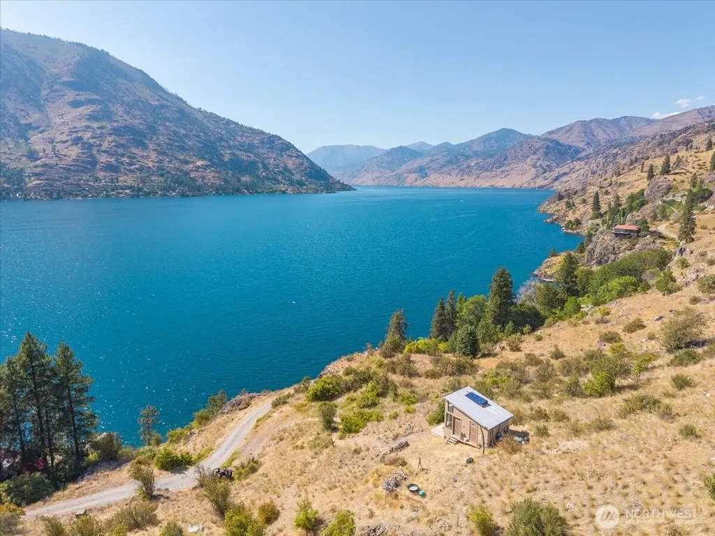 2570 Emerson Acres Road Manson WA 98831
