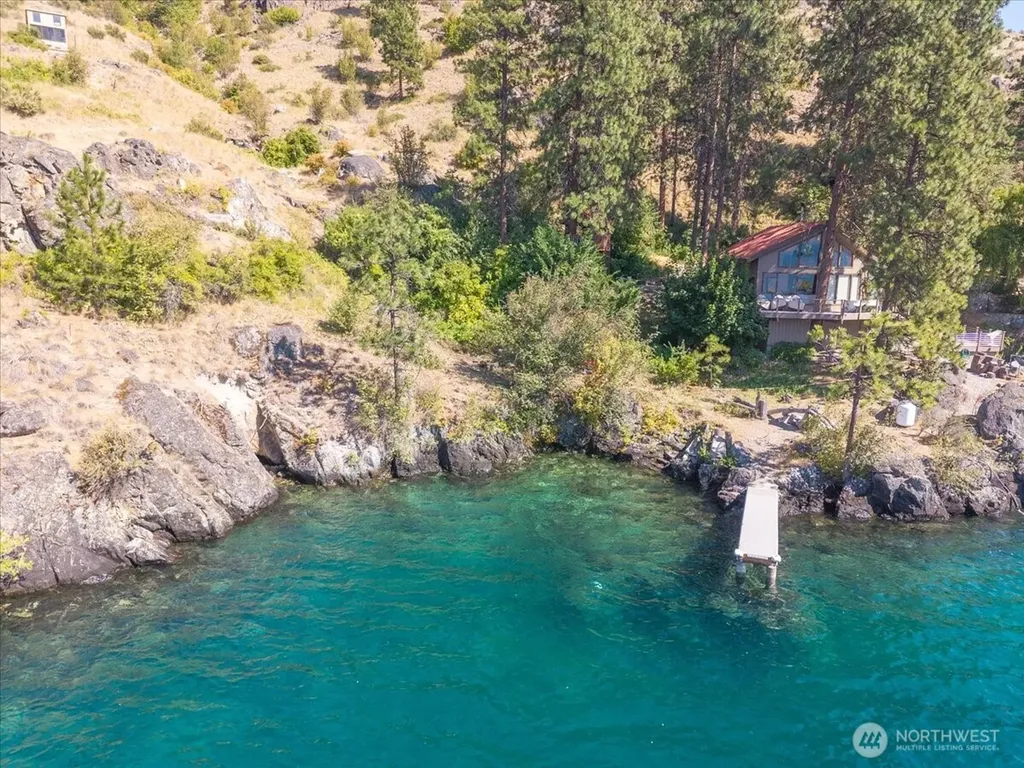 2570 Emerson Acres Road Manson WA 98831