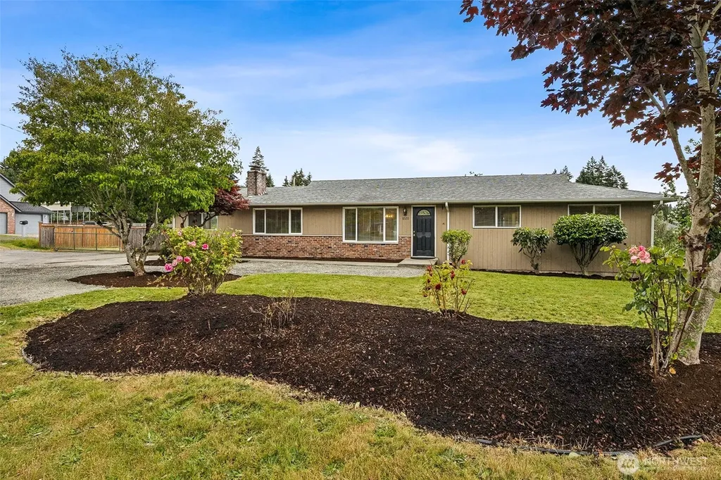 8520 Woodland Avenue E Puyallup WA 98371