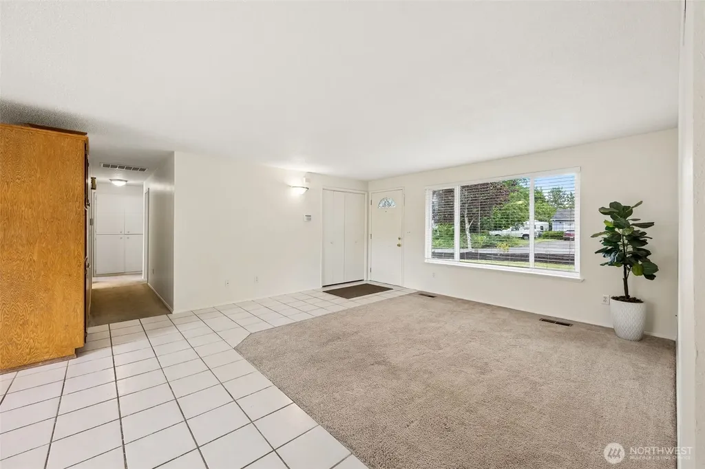 8520 Woodland Avenue E Puyallup WA 98371