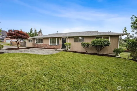8520 Woodland Avenue E Puyallup WA 98371