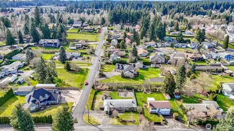 8520 Woodland Avenue E Puyallup WA 98371