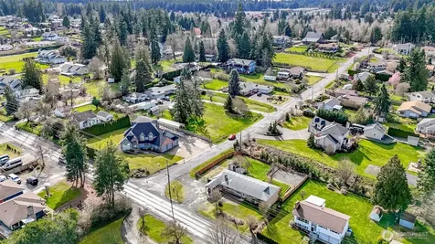 8520 Woodland Avenue E Puyallup WA 98371