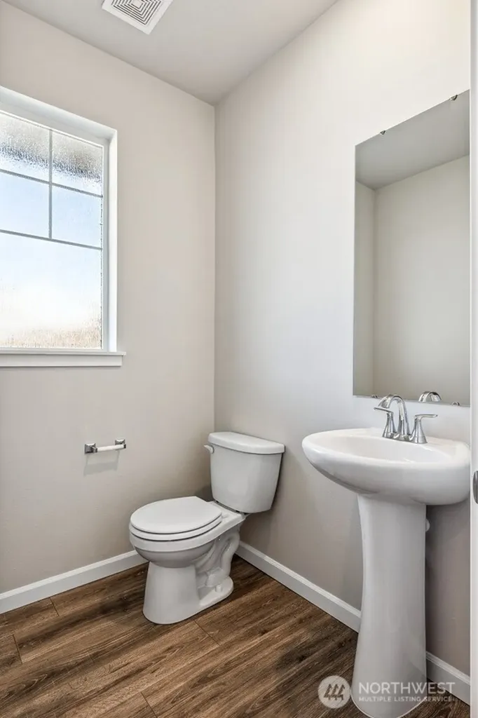 27118 30th Place S Kent WA 98032
