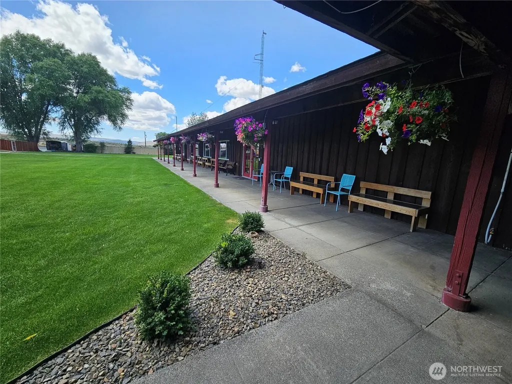 19 Thoroughbred Drive Ephrata WA 98823