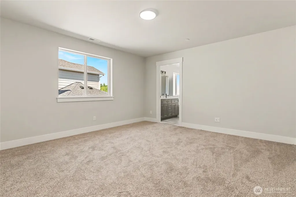 7648 Deschutes Heights Court SE Tumwater WA 98501