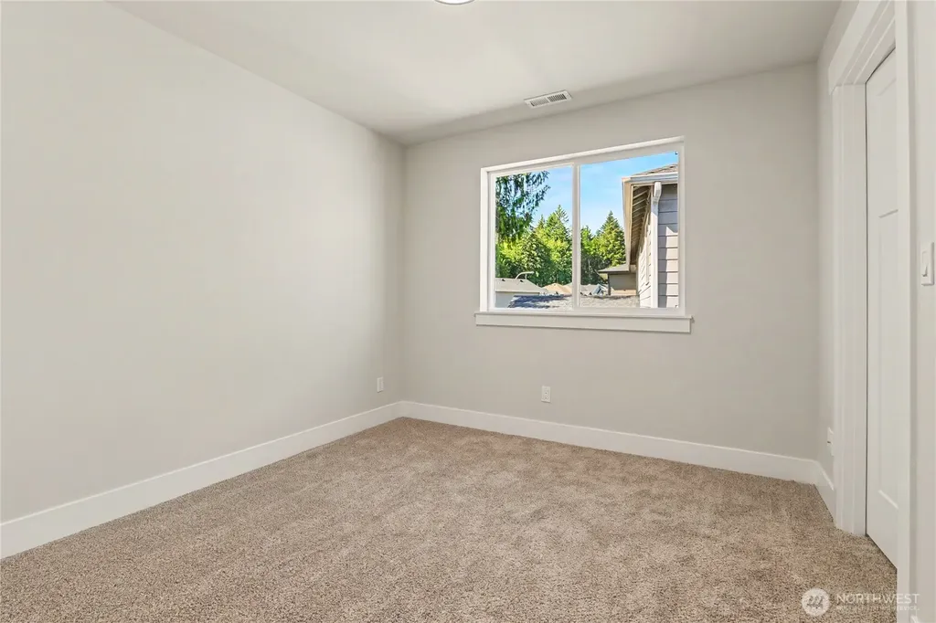 7648 Deschutes Heights Court SE Tumwater WA 98501