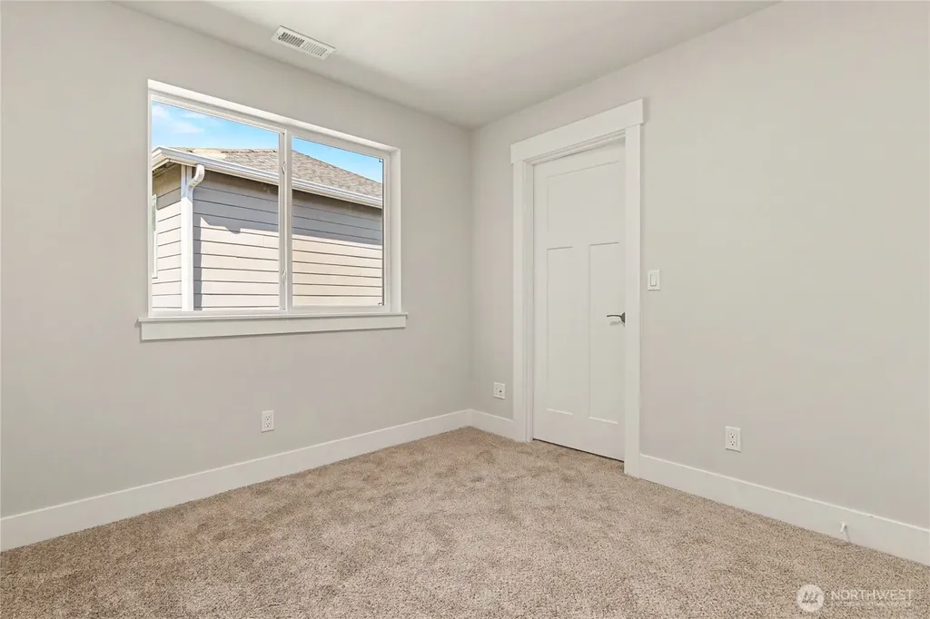 7648 Deschutes Heights Court SE Tumwater WA 98501