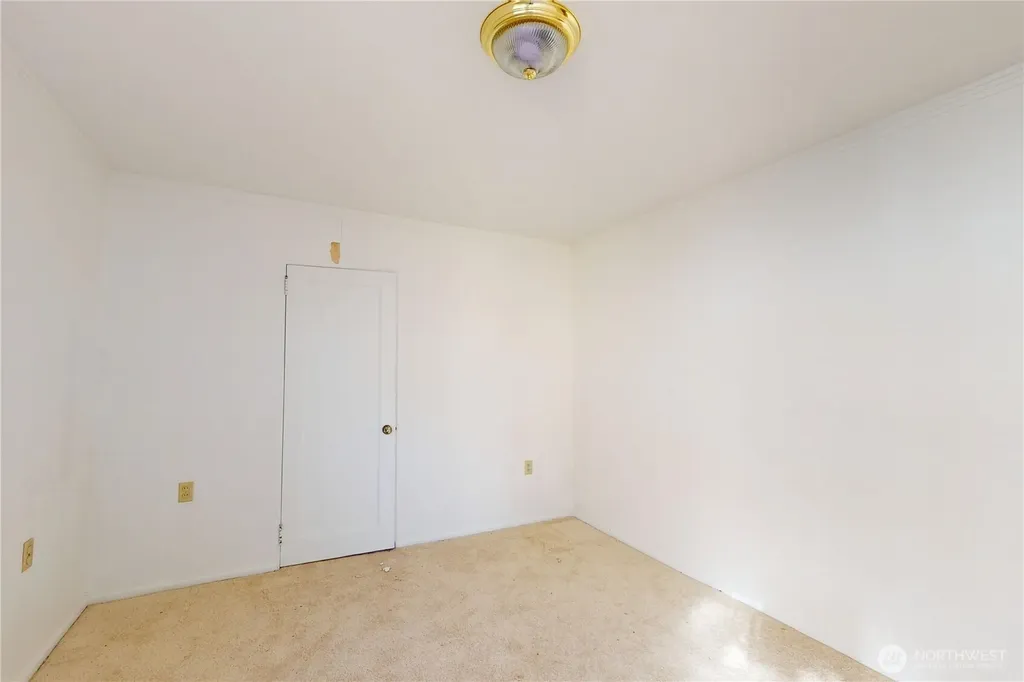 237 Emerson Avenue Hoquiam WA 98550