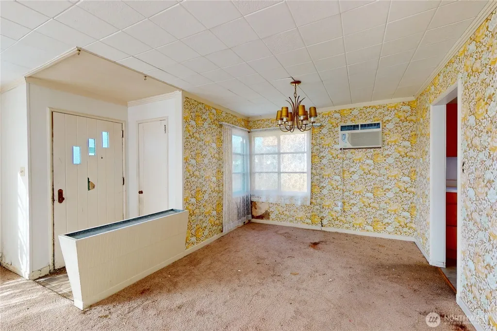 237 Emerson Avenue Hoquiam WA 98550