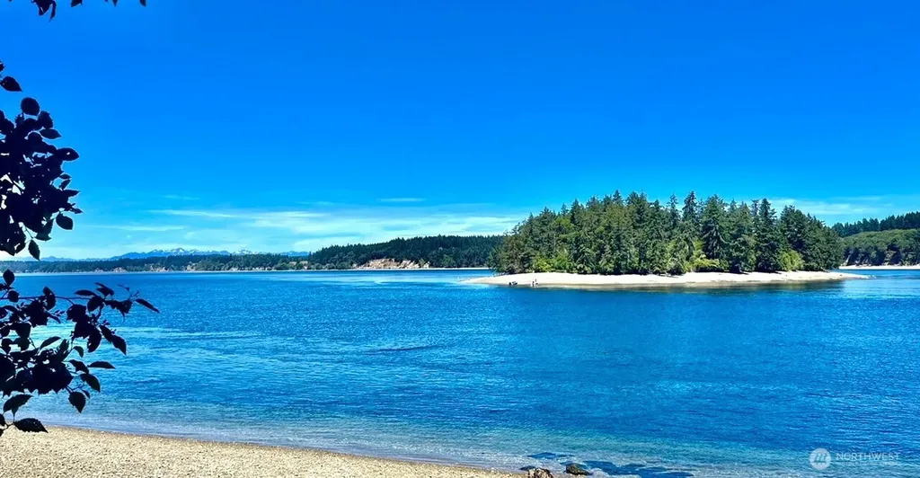 12708 Lovass Road Anderson Island WA 98303