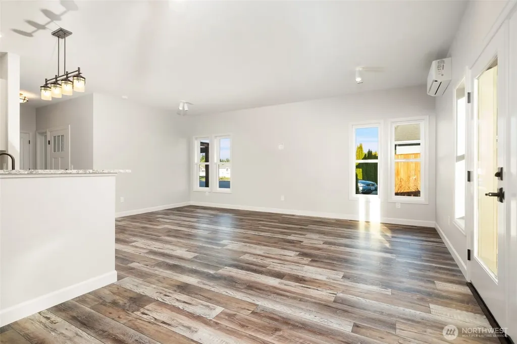 71 Heron Way Sequim WA 98382
