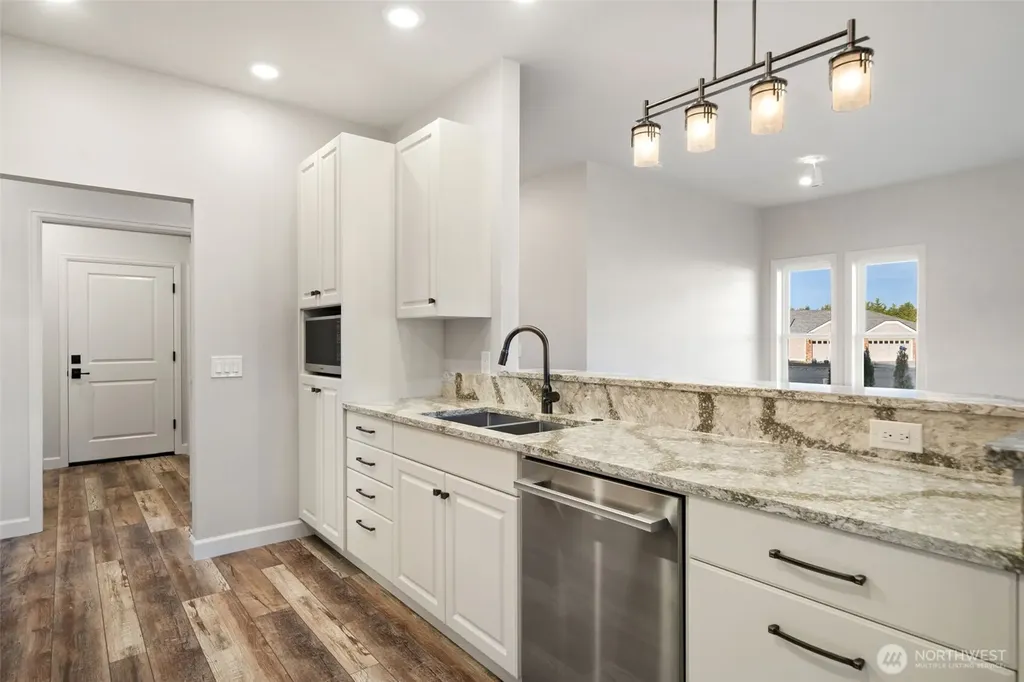 71 Heron Way Sequim WA 98382