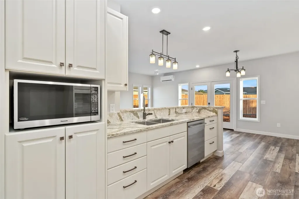71 Heron Way Sequim WA 98382