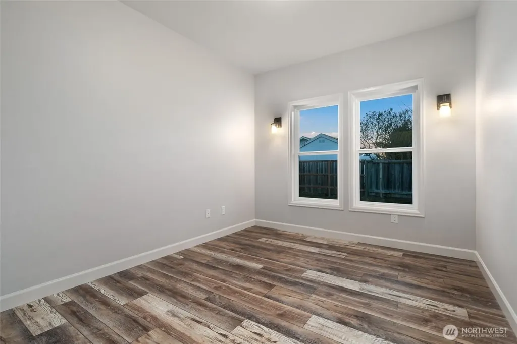 71 Heron Way Sequim WA 98382