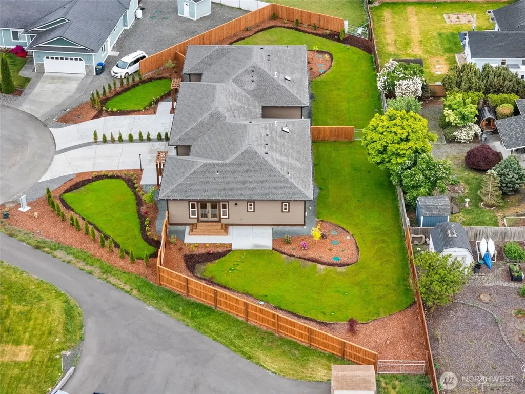 71 Heron Way Sequim WA 98382