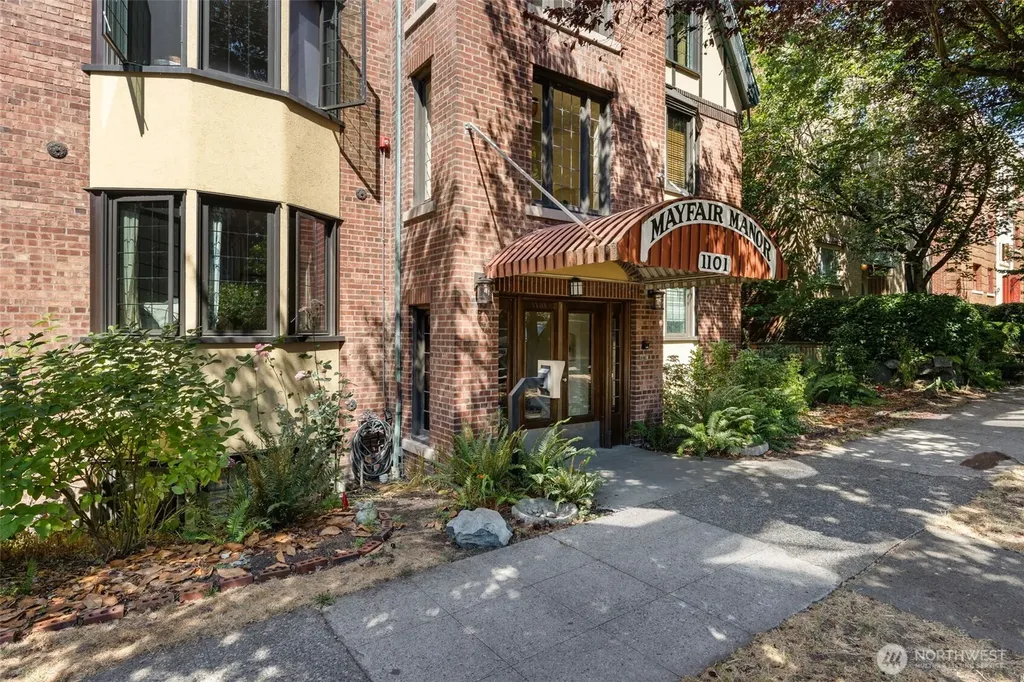 1101 17th Avenue Seattle WA 98122