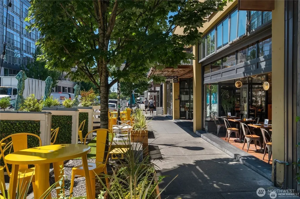 1101 17th Avenue Seattle WA 98122