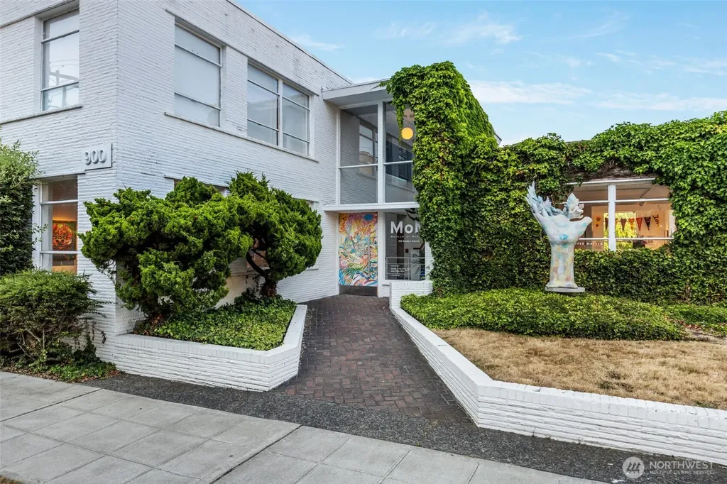 1101 17th Avenue Seattle WA 98122