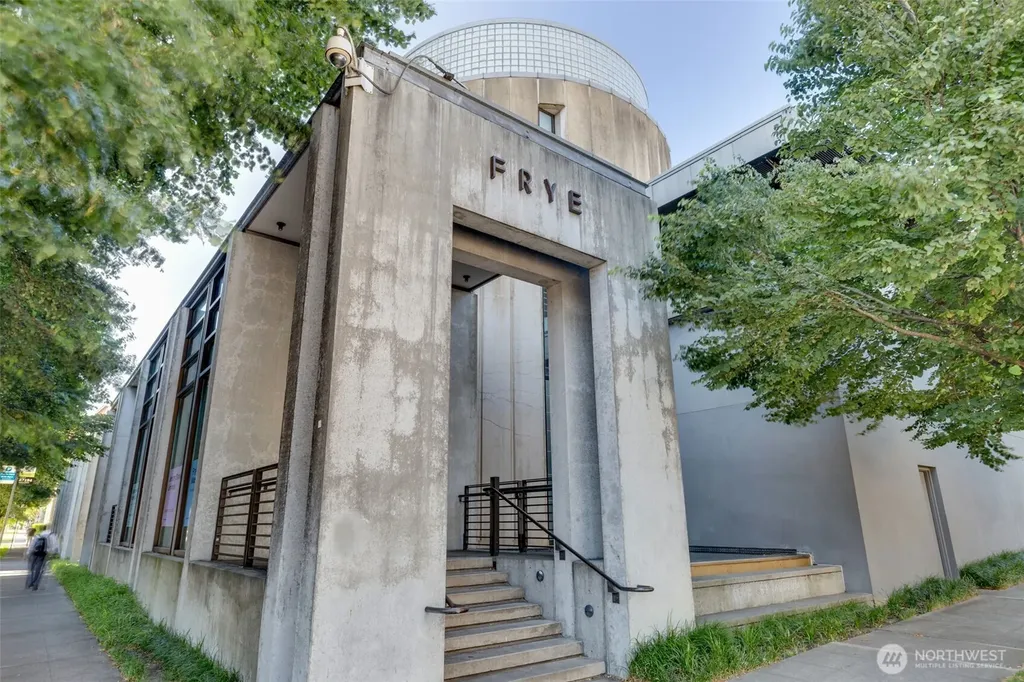 1101 17th Avenue Seattle WA 98122