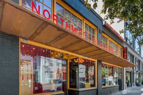1101 17th Avenue Seattle WA 98122