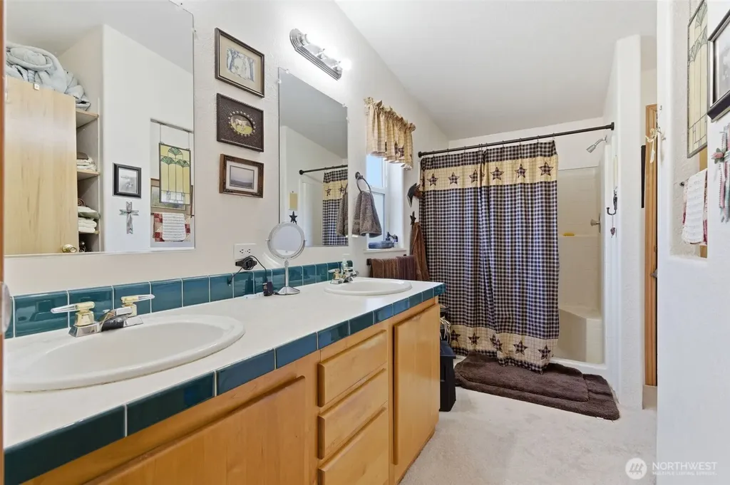 271 Cowlitz Ridge Road Toledo WA 98591