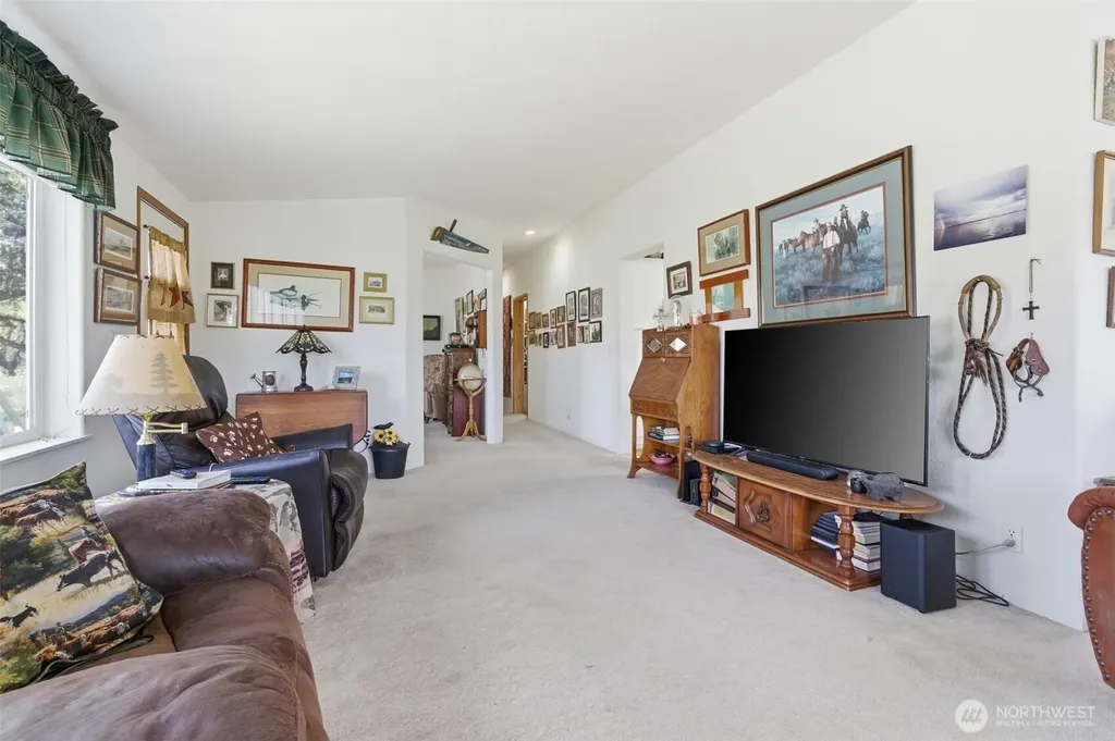 271 Cowlitz Ridge Road Toledo WA 98591