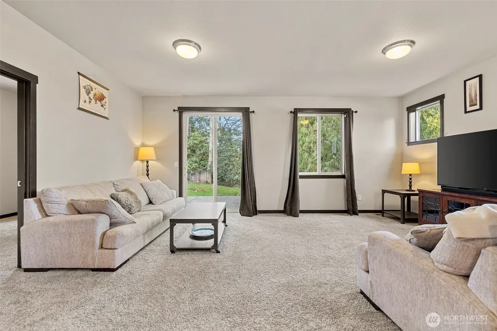 1205 N 16th Street Mount Vernon WA 98273