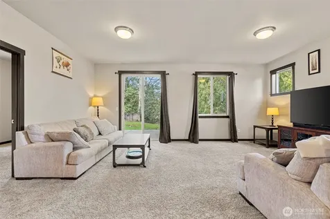 1205 N 16th Street Mount Vernon WA 98273
