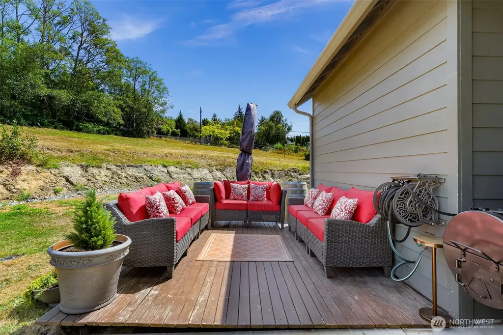 19727 Sky Ridge Road Mount Vernon WA 98274
