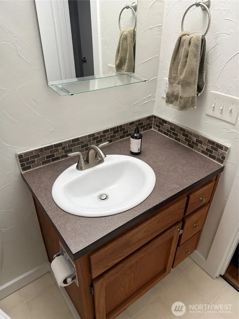2253 Gilman Drive W Seattle WA 98119